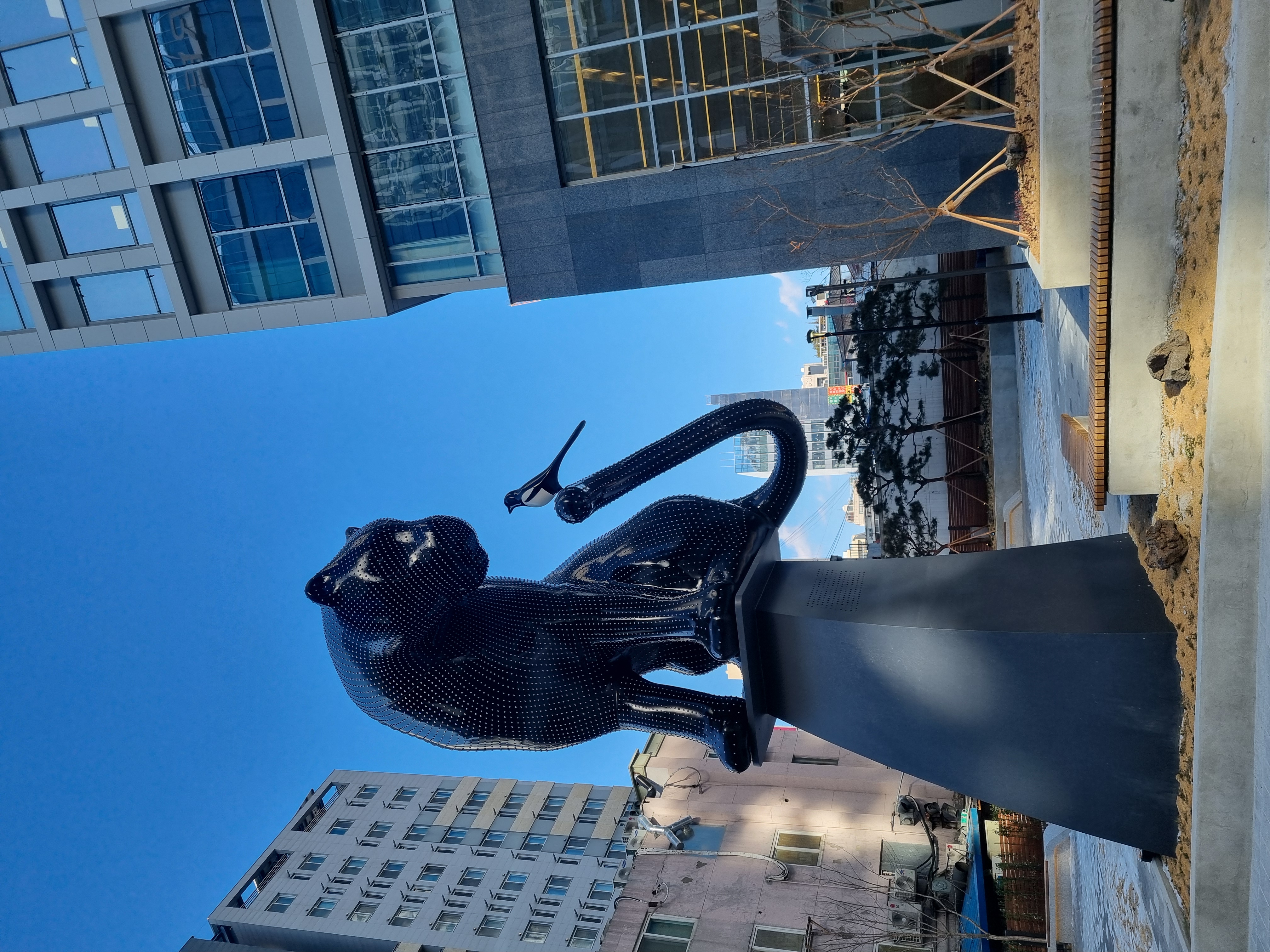 ART & SCULPTURE